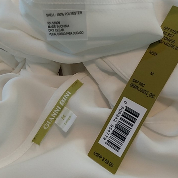 Gianni Bini Valerie V-Neck Tie Hem Blouse - Picture 7 of 10